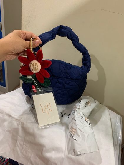 Carlyn แท้ Never Used