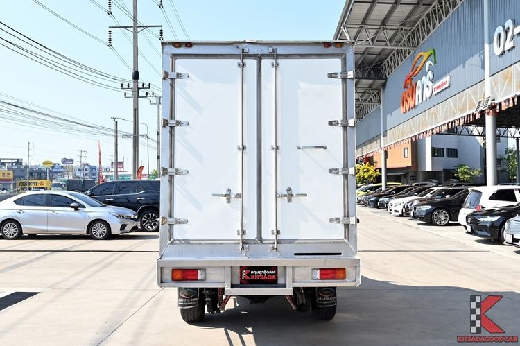 Toyota Hilux Revo 2025 2.4 Entry Pickup ดีเซล ไม่ติดแก๊ส เกียร์ธรรมดา ขาว รูปที่ 4
