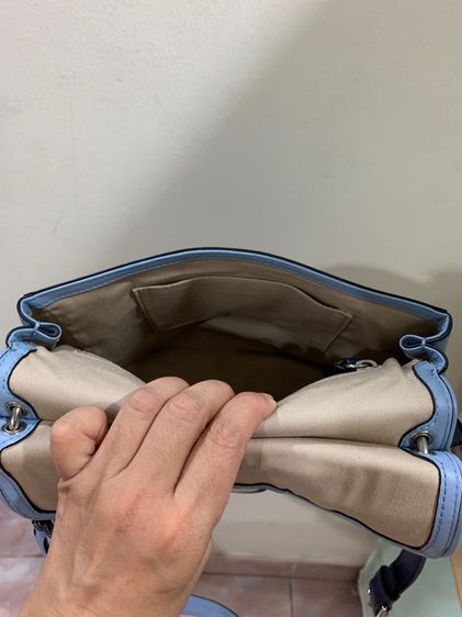 Coach แท้ Two-tone Use like new รูปที่ 9