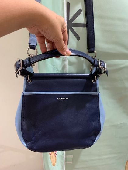 Coach แท้ Two-tone Use like new รูปที่ 3