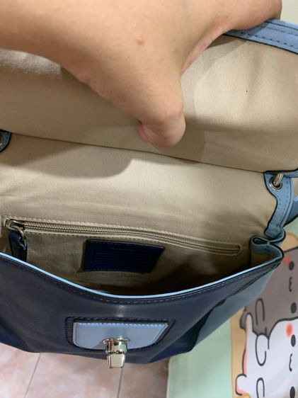 Coach แท้ Two-tone Use like new รูปที่ 10