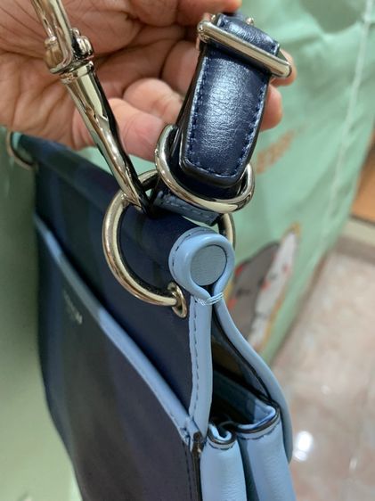 Coach แท้ Two-tone Use like new รูปที่ 17