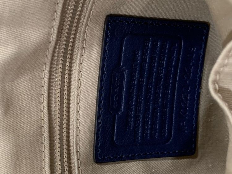 Coach แท้ Two-tone Use like new รูปที่ 8