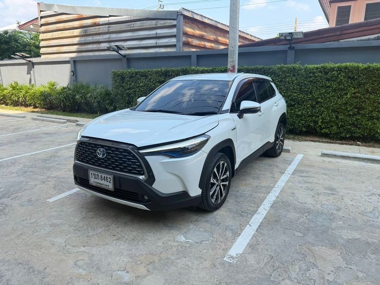 รถ Toyota Corolla Cross 1.8 Hybrid Premium สี ขาว
