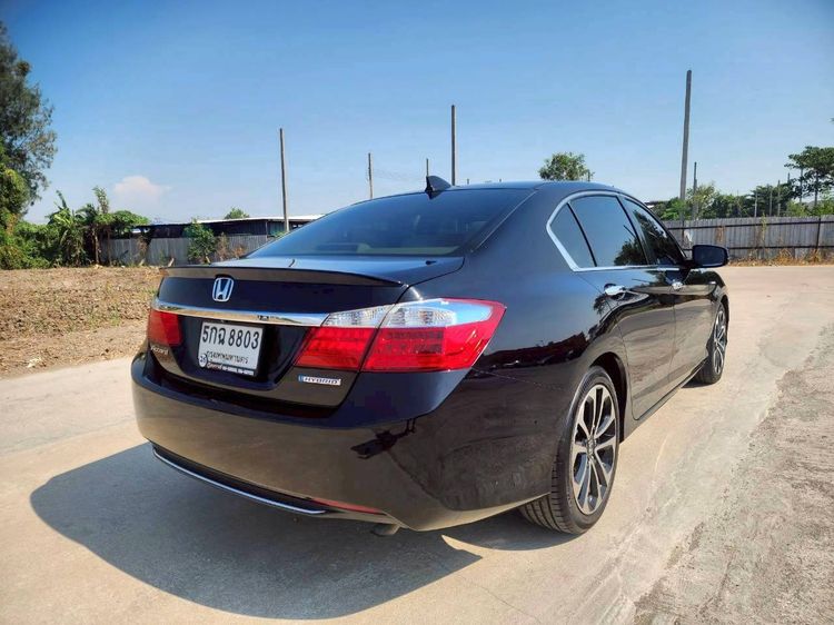 Honda Accord 2015 2.0 Hybrid i-VTEC Sedan ไฮบริด ไม่ติดแก๊ส เกียร์อัตโนมัติ ดำ รูปที่ 4
