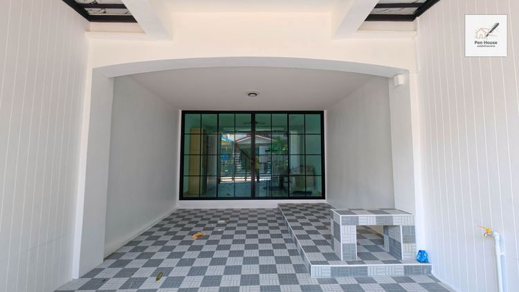 มีบางส่วน ขายทาวน์เฮาส์ 16 ตร.วา รีโนเวทใหม่ ทำเลหทัยราษฎร์ หมู่บ้าน KC รามอินทรา 3 ราคาน่าจับจอง รูปที่ 2