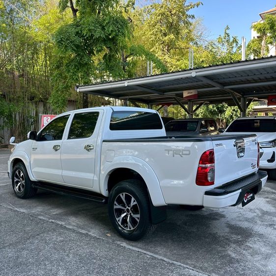 Toyota Hilux Vigo Champ 2013 Double Cab 2.5 E VNT Prerunner TRD Sportivo Pickup ดีเซล ไม่ติดแก๊ส เกียร์อัตโนมัติ ขาว รูปที่ 4
