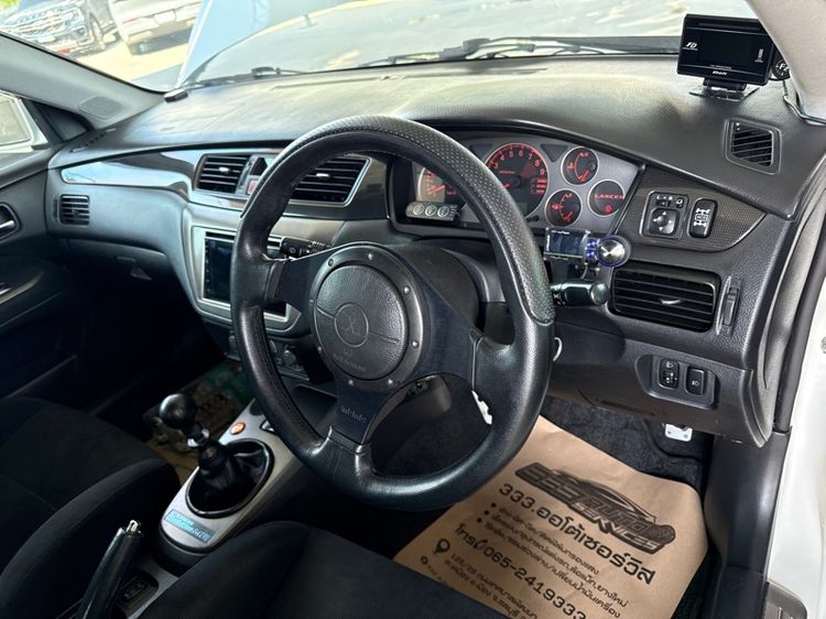 Mitsubishi Evolution 2001 2.0 IX 4WD Sedan เบนซิน เกียร์ธรรมดา ขาว รูปที่ 4