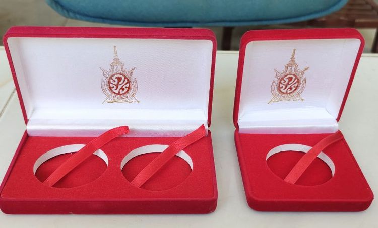 ขาย💥กล่องใส่เหรียญ 1 -3 หลุม จากกรมธนารักษ์💥สวยๆ เดิมๆ สภาพดี💥 รูปที่ 11