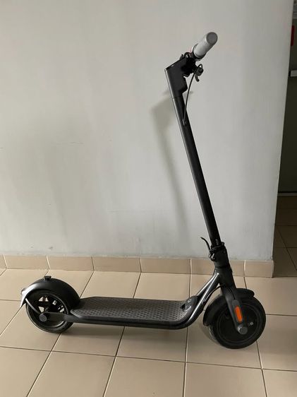 สกูตเตอร์ไฟฟ้า Ninebot F25  