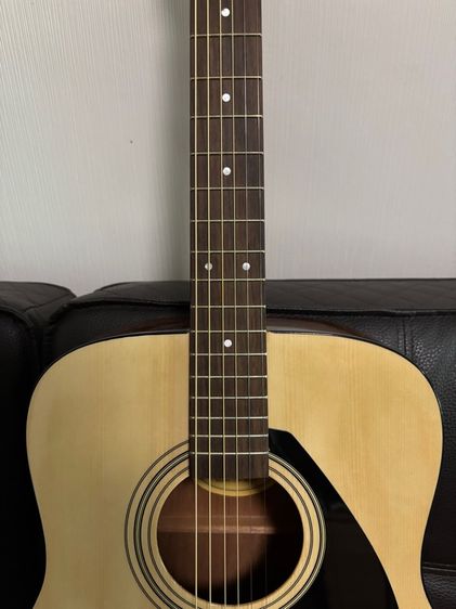 กีตาร์โปร่ง Yamaha F310 สภาพเหมือนใหม่ ใช้น้อย เก็บดี พร้อมคาโป้ สาย D’Addario รูปที่ 4