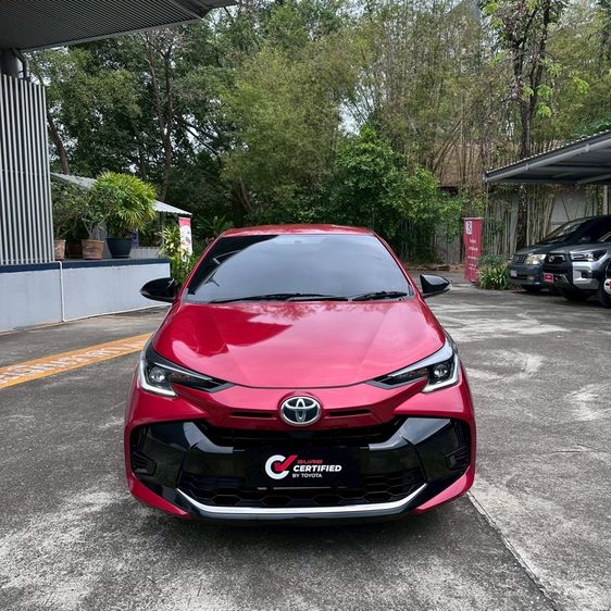 Toyota Yaris 2023 1.2 Smart Sedan เบนซิน ไม่ติดแก๊ส เกียร์อัตโนมัติ แดง รูปที่ 3
