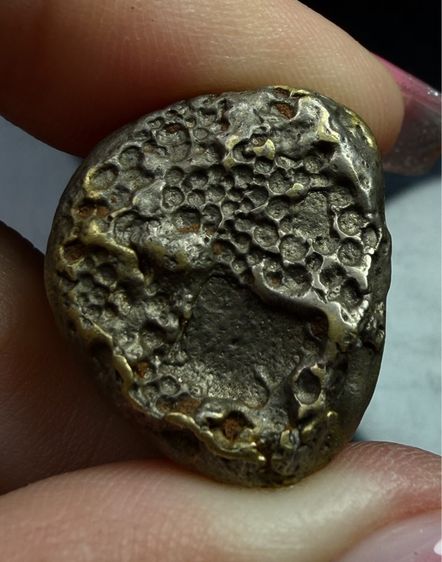 รูปหล่อหลวงพ่อเงินพิมพ์ขี้ตา รูปที่ 8