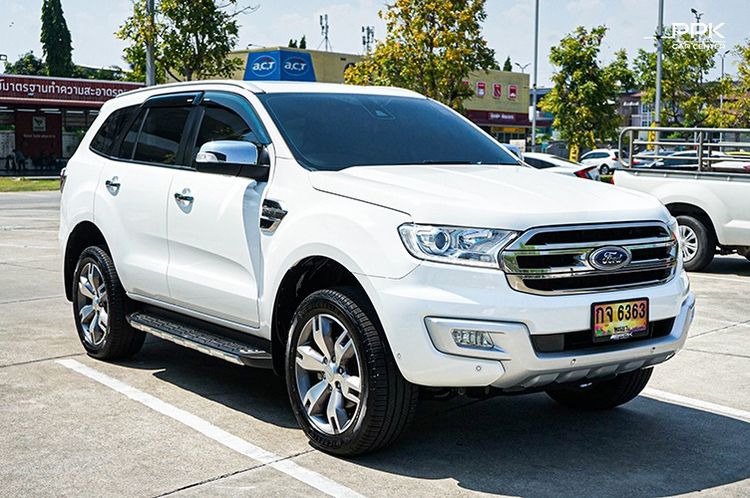 Ford Everest 2018 2.2 Titanium Plus Utility-car ดีเซล ไม่ติดแก๊ส เกียร์อัตโนมัติ ขาว รูปที่ 3