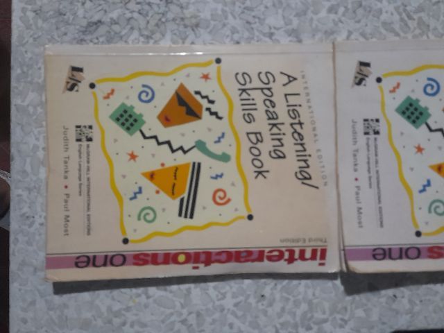   Guidelines for being a cabin attendant have 4 sections. Guidelines for being a cabin attendant have 4 sections, (we give whole 4sections)  This is especially for those who want to pass the exam to become a cabin attendant for Thai Airways. รูปที่ 2