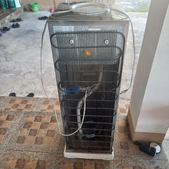 คูลเลอร์น้ำเย็น มือสอง ยี่ห้อ Standard 
 รูปที่ 5