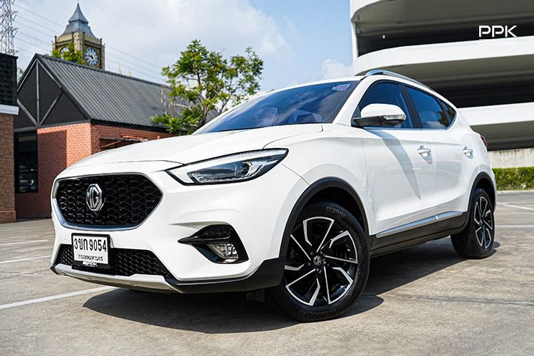 รถ MG ZS 1.5X+ Sunroof สี ขาว
