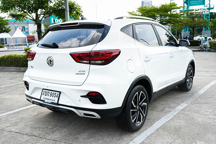 MG ZS 2022 1.5X+ Sunroof Utility-car เบนซิน ไม่ติดแก๊ส เกียร์อัตโนมัติ ขาว รูปที่ 4