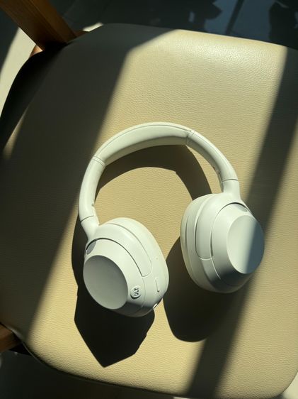 หูฟังไร้สาย Sony ULT WEAR (WH-ULT900N) สายเบสต้องโดน สภาพดี อุปกรณ์ครบกล่อง นัดรับได้