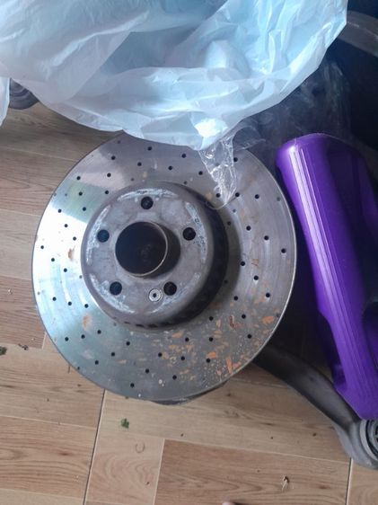 AMG w205 จานเบรค