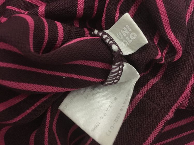 เสื้อยืด แบรนด์ UNIQLO สีลายริ้วสีม่วงเข้มชมพู รูปที่ 7