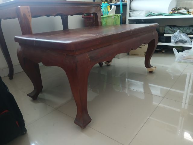 โต๊ะกลางไม้มะค่าแผ่นเดียว