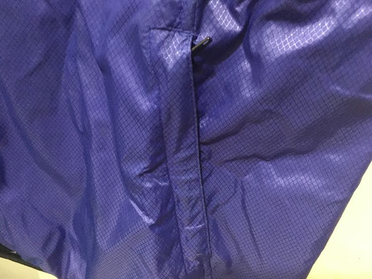 เสื้อแจ็คเก็ตแขนกุด (เสื้อกั๊ก) แบรนด์ UNIQLO สีม่วง รูปที่ 6