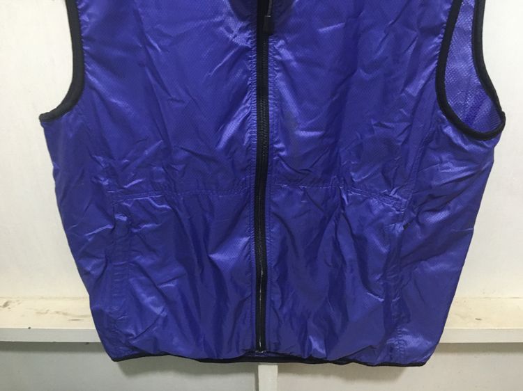 เสื้อแจ็คเก็ตแขนกุด (เสื้อกั๊ก) แบรนด์ UNIQLO สีม่วง รูปที่ 4