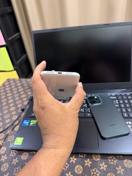 iPhone 11 128GB White เครื่องศูนย์แท้ จอแท้ลื่น กล้องสวยสแกนหน้าปกติ สอบถามเพิ่มเติมได้ครับ รูปที่ 11