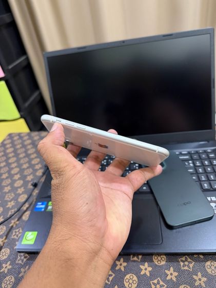 iPhone 11 128GB White เครื่องศูนย์แท้ จอแท้ลื่น กล้องสวยสแกนหน้าปกติ สอบถามเพิ่มเติมได้ครับ รูปที่ 8