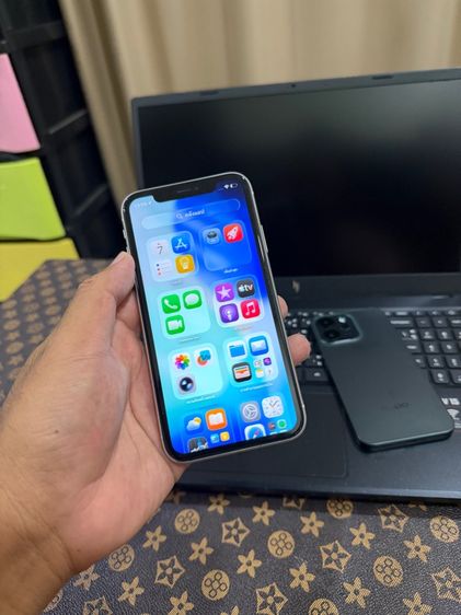 iPhone 11 128GB White เครื่องศูนย์แท้ จอแท้ลื่น กล้องสวยสแกนหน้าปกติ สอบถามเพิ่มเติมได้ครับ รูปที่ 6