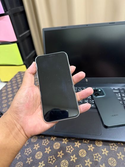 iPhone 11 128GB White เครื่องศูนย์แท้ จอแท้ลื่น กล้องสวยสแกนหน้าปกติ สอบถามเพิ่มเติมได้ครับ รูปที่ 7