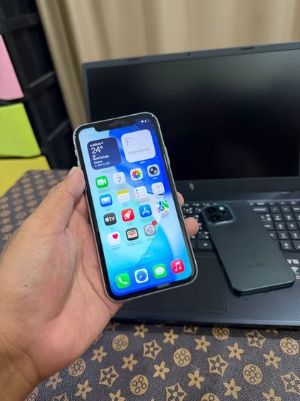 iPhone 11 128GB White เครื่องศูนย์แท้ จอแท้ลื่น กล้องสวยสแกนหน้าปกติ สอบถามเพิ่มเติมได้ครับ รูปที่ 3