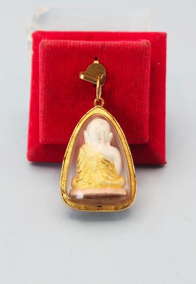 หลวงพ่อเงิน เลี่ยมทอง  รูปที่ 4