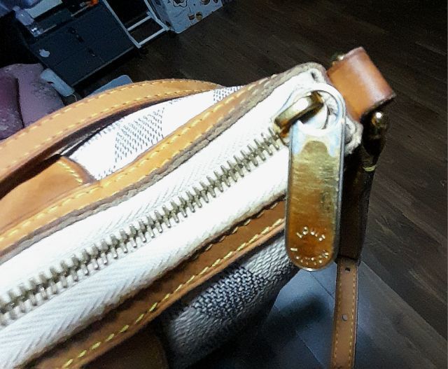 กระเป๋าสะพายLouis Vuitton Siracusa Azur MM รูปที่ 2