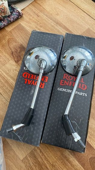 กระจกมอเตอร์ไซค์ของ Royal Enfield ของแท้  รูปที่ 2