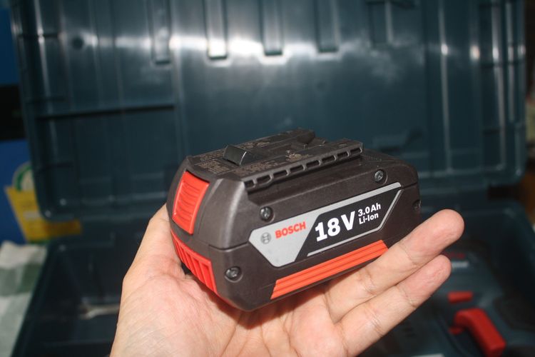 ขาย สว่านโรตารี่ไร้สาย BOSCH GBH 180-LI สภาพ 90 กว่าเปอร์เซ็นต์ รูปที่ 5