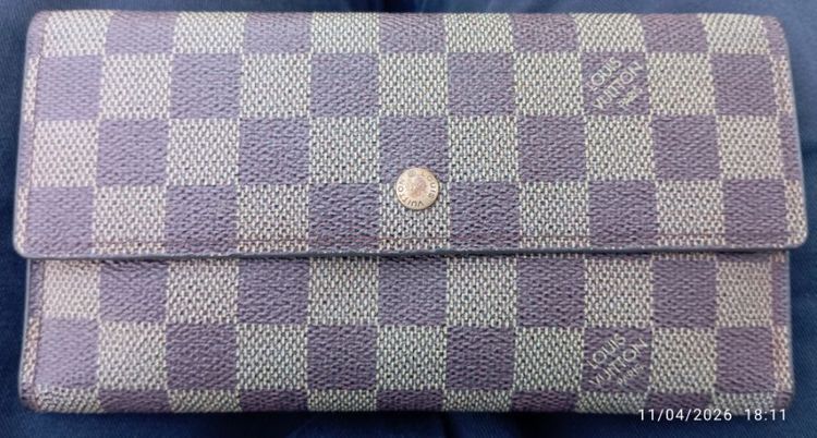 LV Wallet Damier ใบยาว3พับ มือสองสภาพดี

