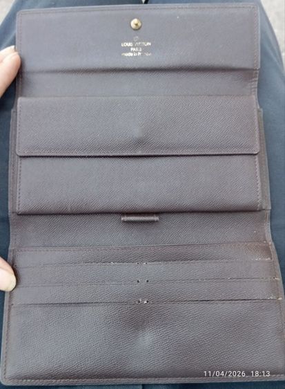 LV Wallet Damier ใบยาว3พับ มือสองสภาพดี

 รูปที่ 5