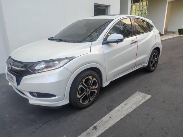 รถ Honda HR-V 1.8 EL สี ขาว