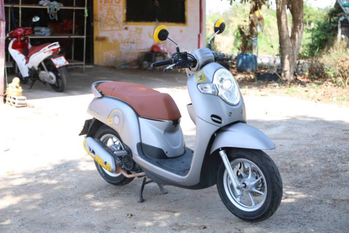 Scoopy i ตัว Club 12 ไฟ LED ปี 2019 รูปที่ 4