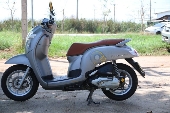 Scoopy i ตัว Club 12 ไฟ LED ปี 2019