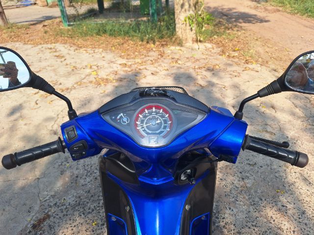 เวฟ 125 ปลาวาฬสตาร์ทมือ ปี 2017 รูปที่ 2