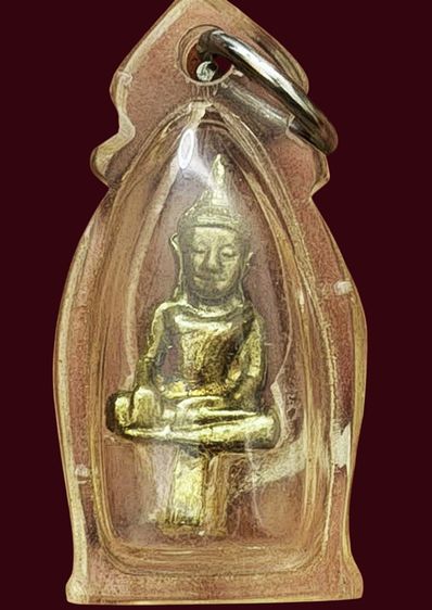 พระยอดธงเก่าเลี่ยมกรอบเก่า