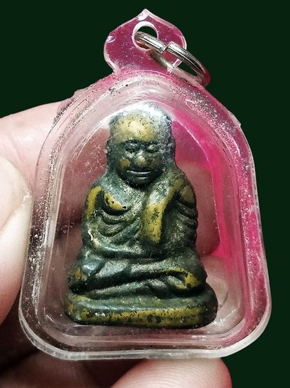 พระหลวงพ่อเงินเก่าเนื้อโลหะเลี่ยมกรอบเก่า