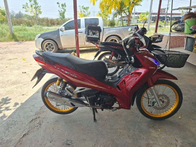 เวฟ 125 LED สตาร์ทมือ แต่งสวยมาก