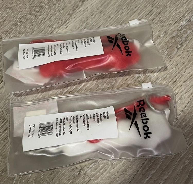 พวงกุญแจ Reebok รูปที่ 2