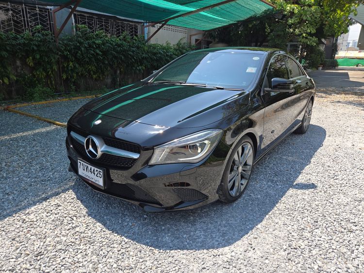 Mercedes-Benz CLA-Class 2015 CLA200 Sedan เบนซิน เกียร์อัตโนมัติ ดำ รูปที่ 2