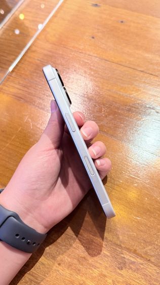 iPhone 16 128GB สีขาว รูปที่ 3