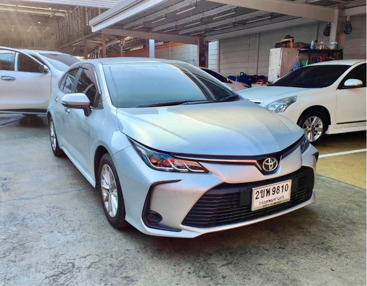 Toyota Altis 2021 1.6 G Sedan เบนซิน ไม่ติดแก๊ส เกียร์อัตโนมัติ บรอนซ์เงิน